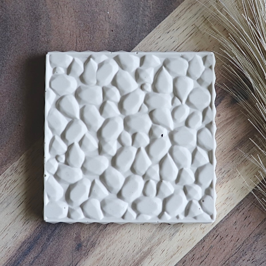 Rocky Soap Dish
